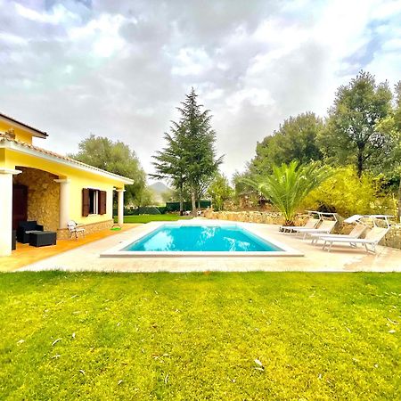Villa With Pool Cardedu Ngoại thất bức ảnh