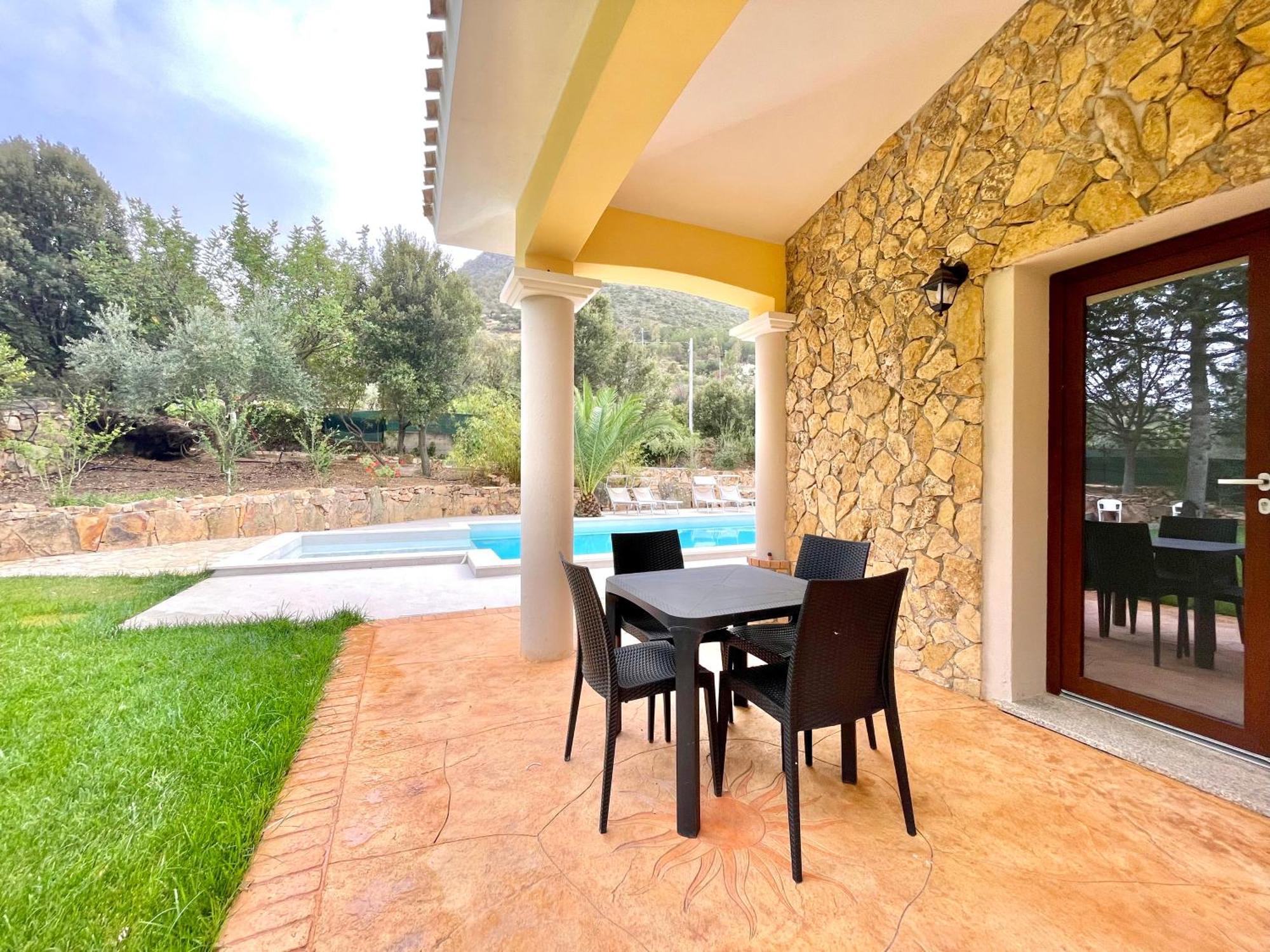 Villa With Pool Cardedu Ngoại thất bức ảnh