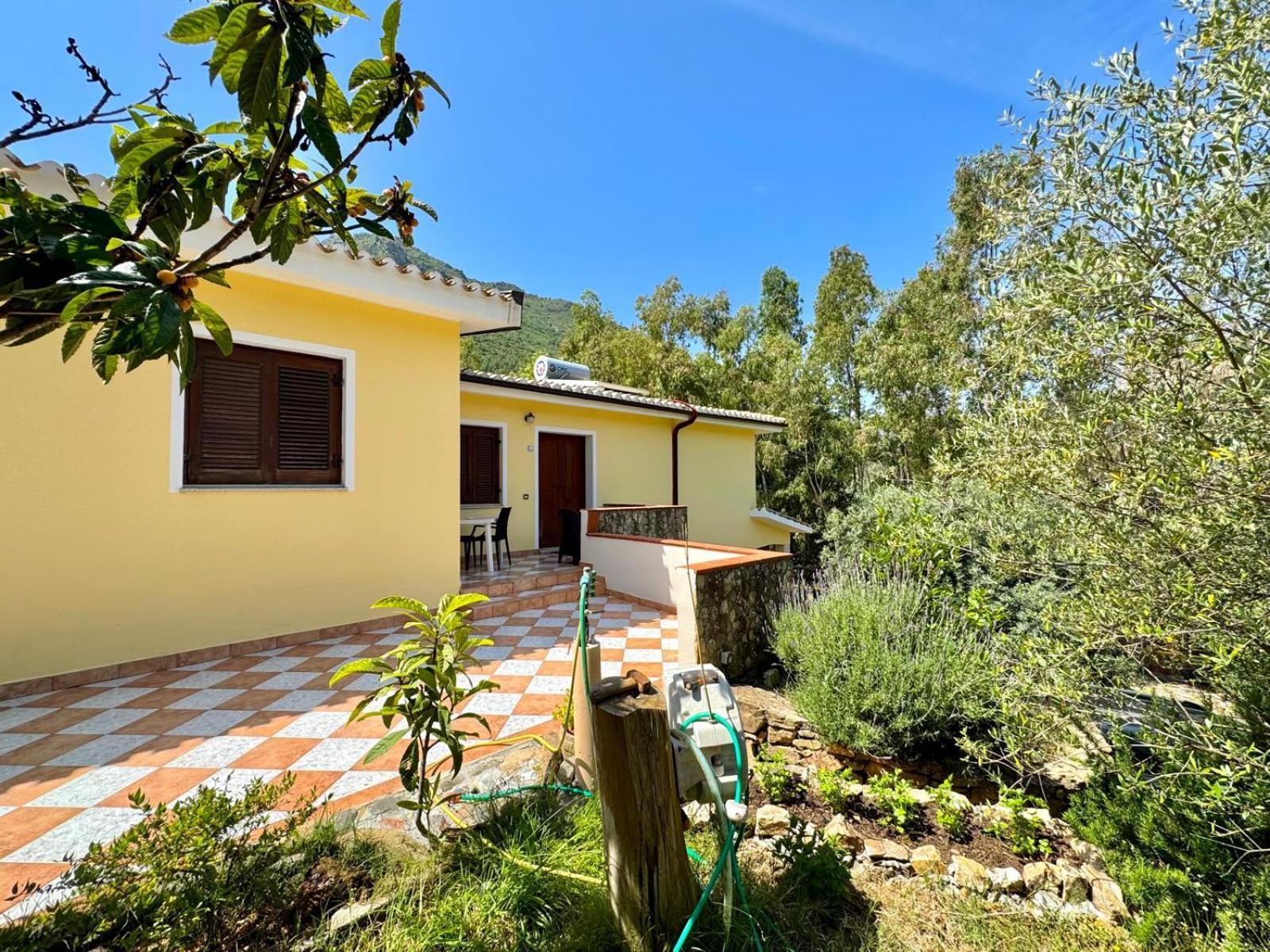 Villa With Pool Cardedu Ngoại thất bức ảnh