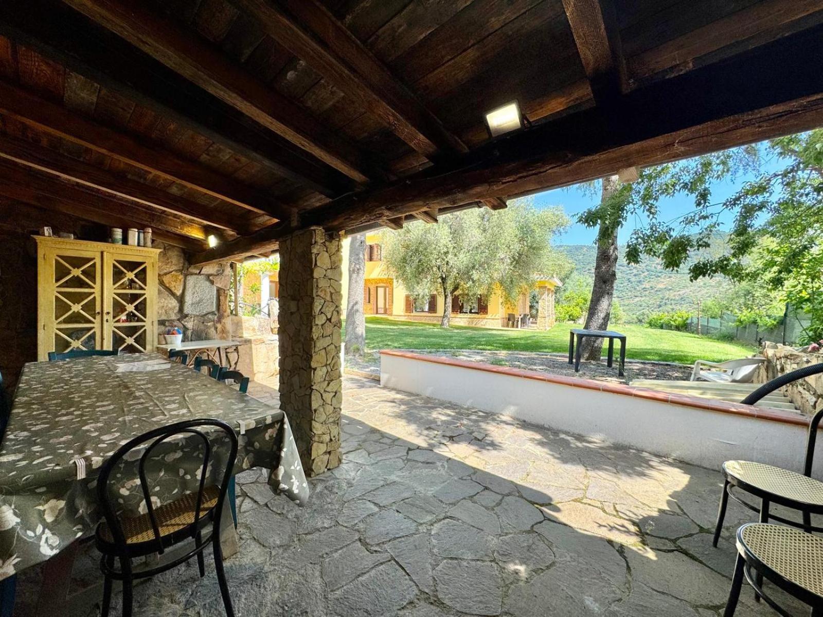 Villa With Pool Cardedu Ngoại thất bức ảnh